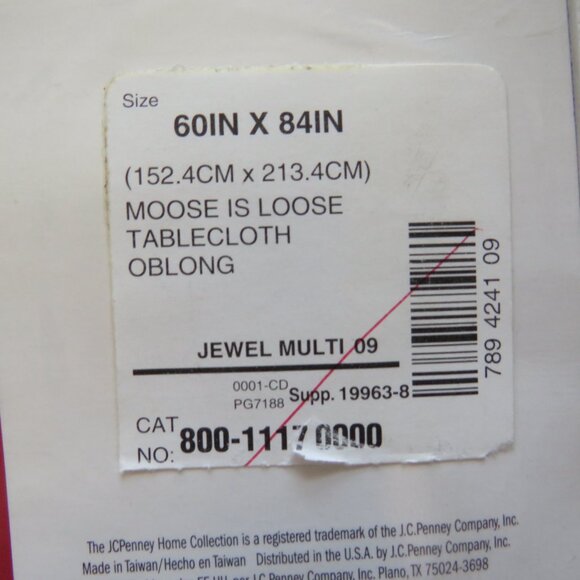 Rustic Christmas Vintage JC Penny Tablecloth Wildlife Cabin Bear Moose Woodland - Picture 6 of 8